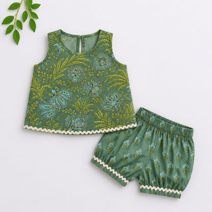 The Magic Wand Cotton Woven Sleeveless Tropical Floral Printed Laced Top And Shorts Loungewear Set-Olive Green
