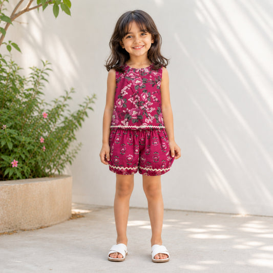 The Magic Wand Cotton Woven Sleeveless Rose Printed Laced Top And Shorts Loungewear Set- Magenta
