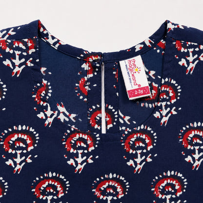 The Magic Wand Cotton Woven Sleeveless Floral Printed Laced Top And Shorts Loungewear Set- Indigo