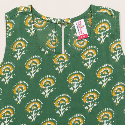 The Magic Wand Cotton Woven Sleeveless Floral Printed Laced Top And Shorts Loungewear Set-Green