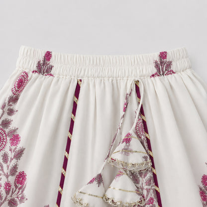 The Magic Wand Cambric Cotton Woven Half Sleeves Butti Printed And Laced Kurti And Lehenga Set With Dupatta - White