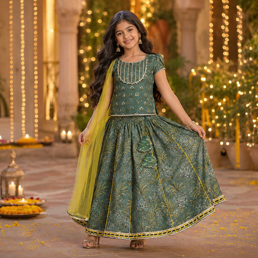 The Magic Wand Cambric Cotton Woven Half Sleeves Butti Printed And Laced Kurti And Lehenga Set With Dupatta - Green