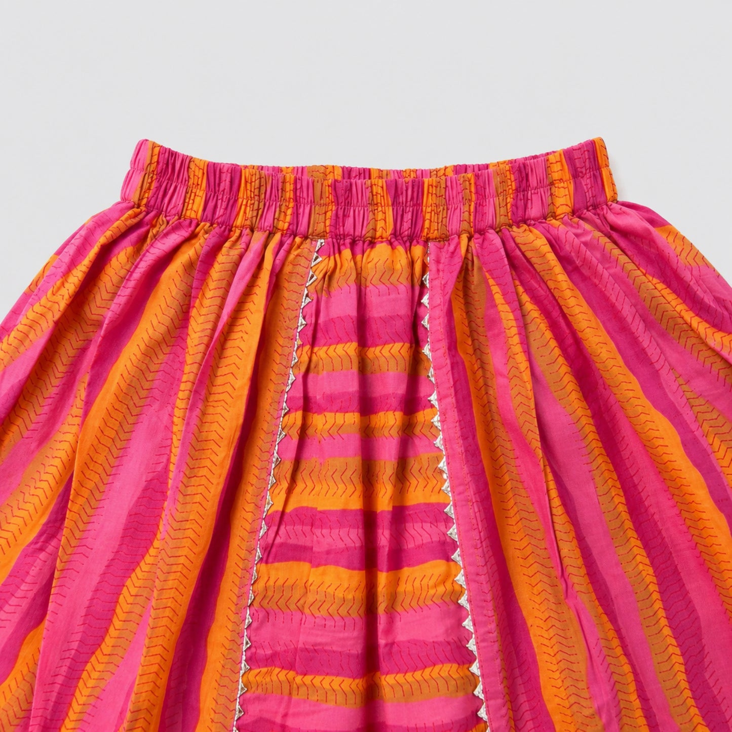 The Magic Wand Cambric Woven Paisley Incut Kurti And Striped Dhoti Set - Fuchsia