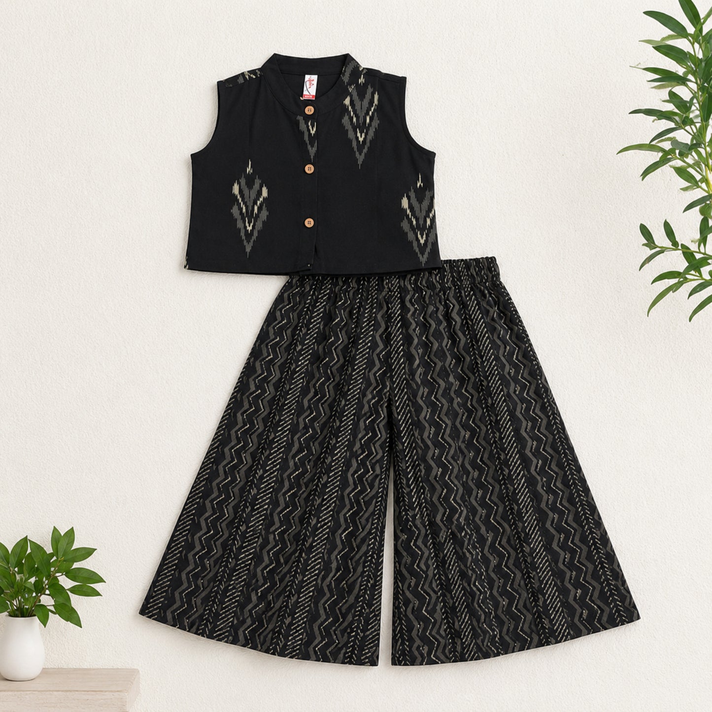 The Magic Wand Cotton Woven Ikat Printed Waiscoat And Chevron Printed Palazzo - Black