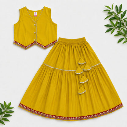 The Magic Wand Woven Sleeveless Contrast Lace Waistcoat Style Choli And Lehenga Set - Yellow