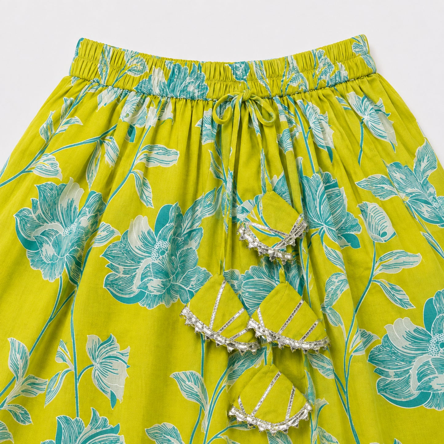 The Magic Wand Cambric Woven Shoulder Tie-Up Floral Vine Printed Choli And Lehenga Set With Dupatta - Green