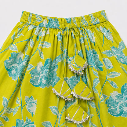 The Magic Wand Cambric Woven Shoulder Tie-Up Floral Vine Printed Choli And Lehenga Set With Dupatta - Green