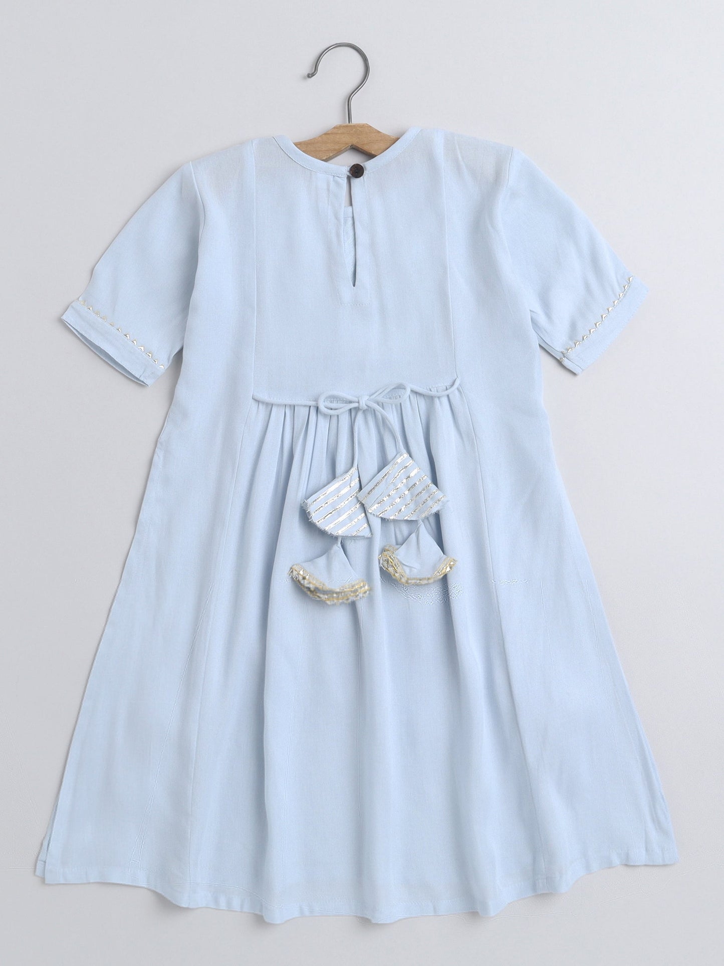 The Magic Wand Embellished Elbow Sleeves Nyra Cut Gleamy Solid Kurta With Pants Blue