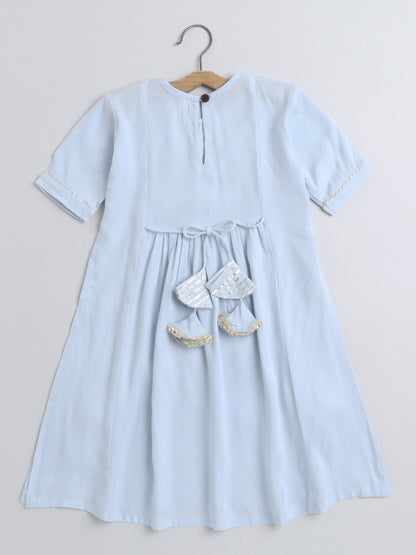 The Magic Wand Embellished Elbow Sleeves Nyra Cut Gleamy Solid Kurta With Pants Blue