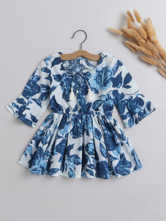 Gathered 3/4 Sleeves Floral Printed Round Neck Top With Tassels For Girls-Blue