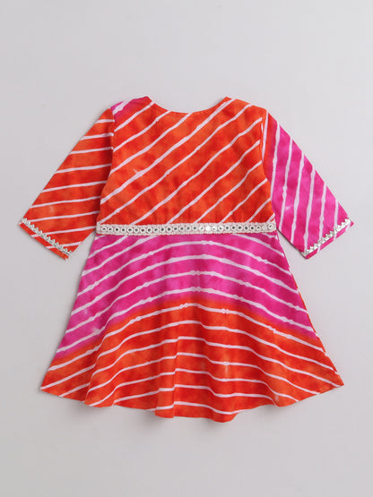 Leheriya Printed 3/4th Sleeves Gota Lace Kurta & Balloon Pant Set -Fuchsia, Orange