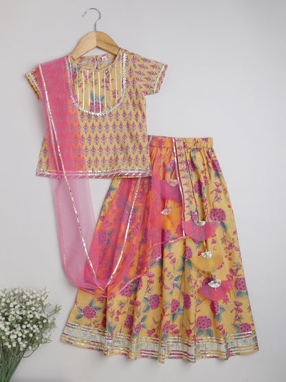 Floral Printed Gota Lace Detailing Short Sleeves Choli With Tassels Embelished Lehenga And Dupatta Set For Girls-Yellow
