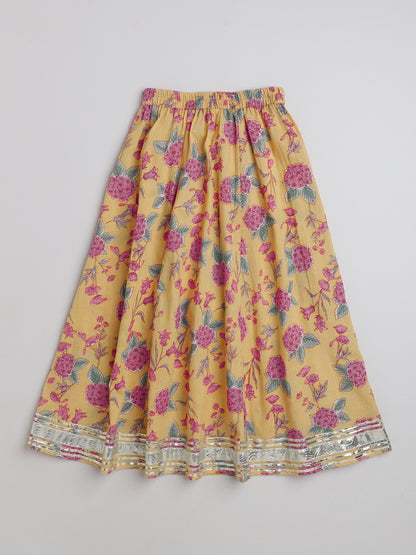 Floral Printed Gota Lace Detailing Short Sleeves Choli With Tassels Embelished Lehenga And Dupatta Set For Girls-Yellow