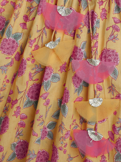 Floral Printed Gota Lace Detailing Short Sleeves Choli With Tassels Embelished Lehenga And Dupatta Set For Girls-Yellow