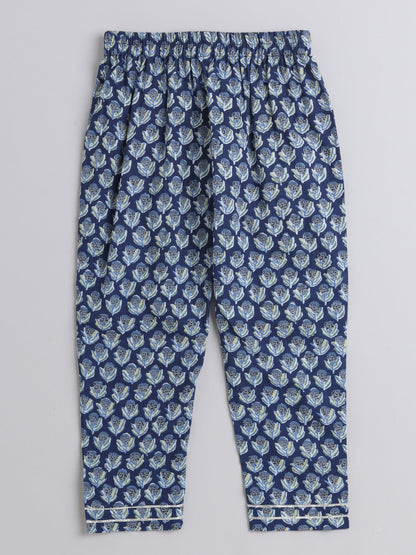 Half Sleeves Seamless Floral Printed & Gota Lace Embellished Kurta & Pant Set - Navy Blue