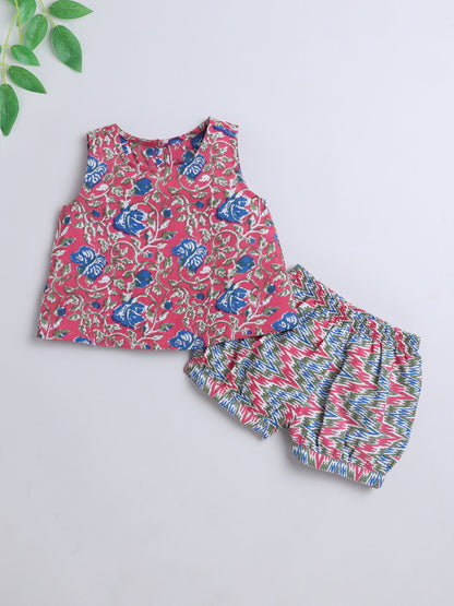 Sleeveless Floral Top and Shorts Night Wear Lounge Wear Set Peach