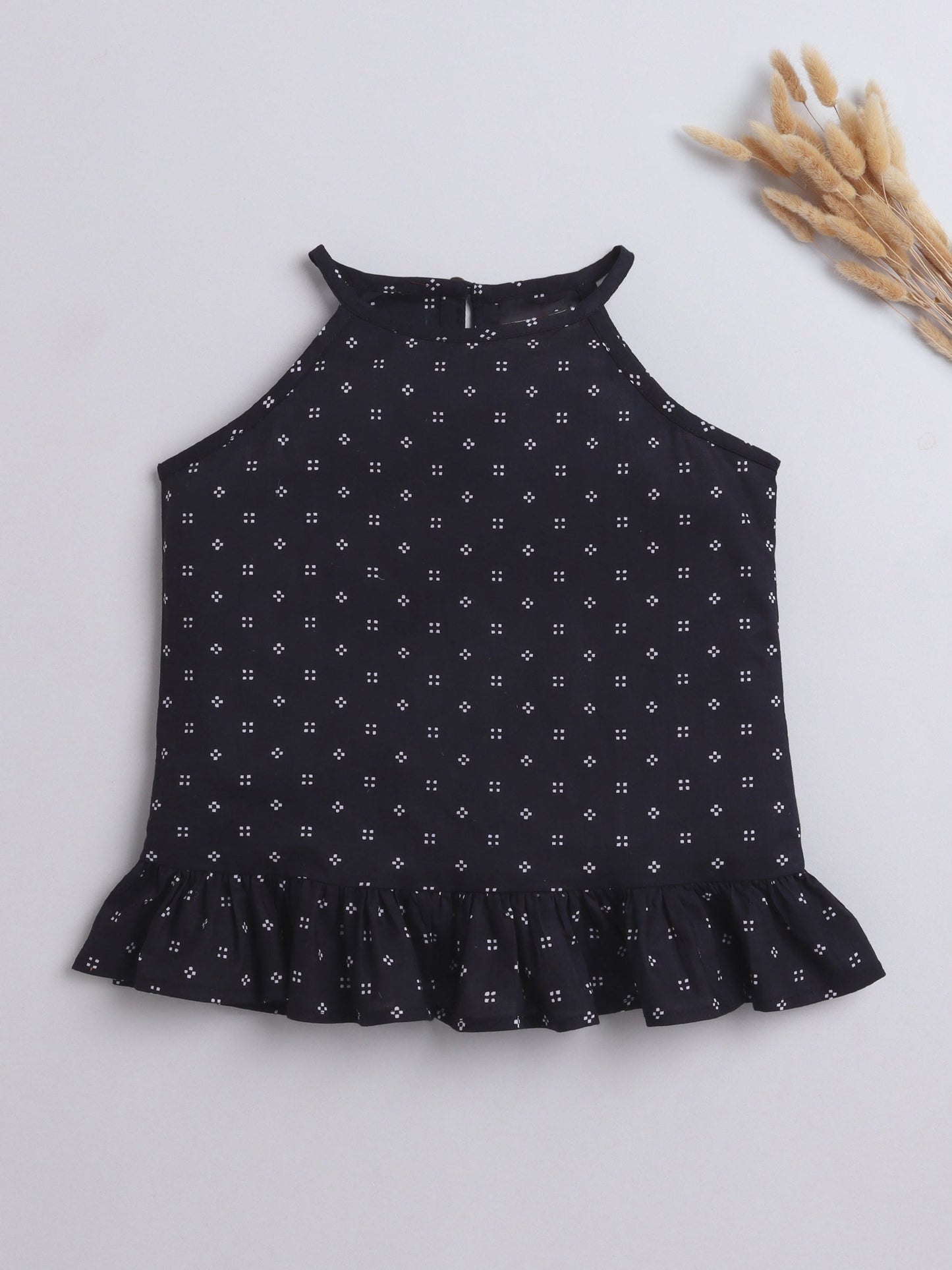 The Magic Wand Cotton Sleeveless Incut Style Floral Printed Top Black