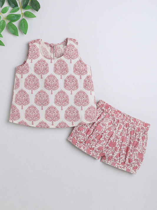 The Magic Wand Cotton Floral Printed Sleeveless Top and Shorts Night Wear Lounge Wear Set Off White