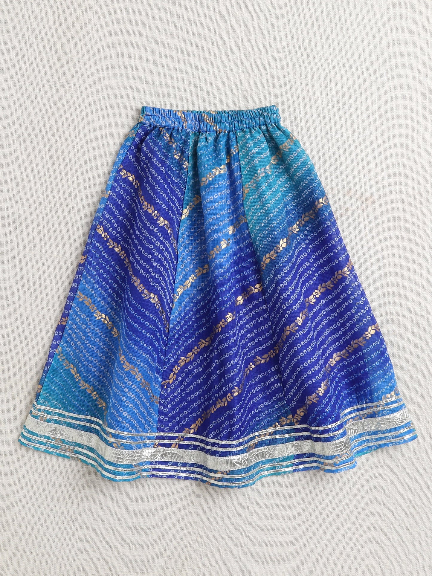 Sleeveless Lace Embellished Choli With Lehenga Set -Blue