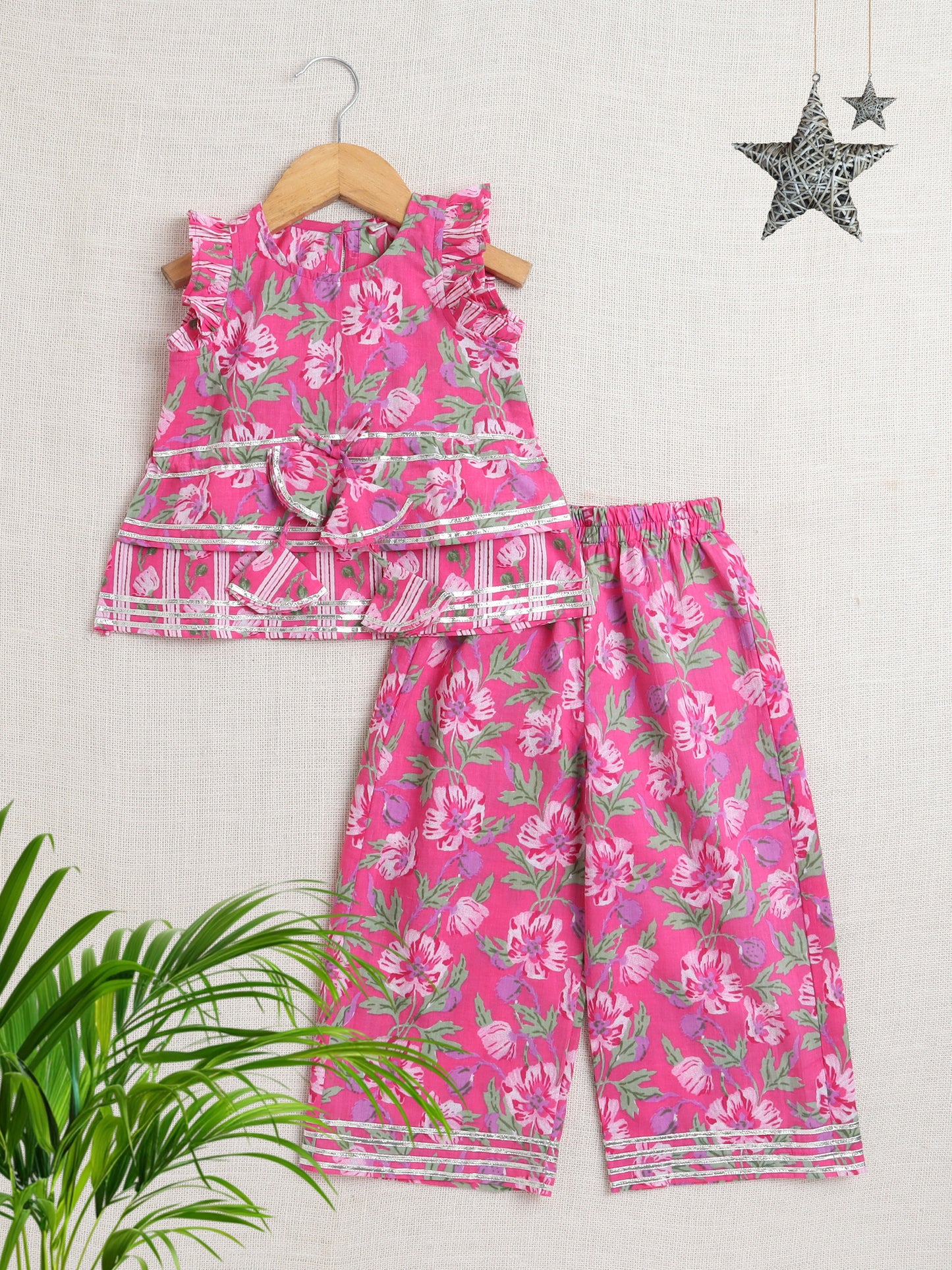 Floral Print Printed Sleeveless Top and Pant Set Co-Ords Set For Girls-Fuchsia