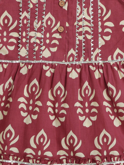 The Magic Wand Sleeveless Floral Printed Lace Embellished Kurta & Afghani Pant Set-Maroon