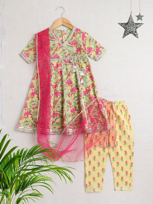 The Magic Wand Floral Printed Elbow Sleeves Gota Lace Tassled Anarkali Kurti And Pant Set With Dupatta-Yellow