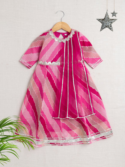 Elbow Sleeves Gota Lace Embelished Attached Dupatta Dress-Fuchsia
