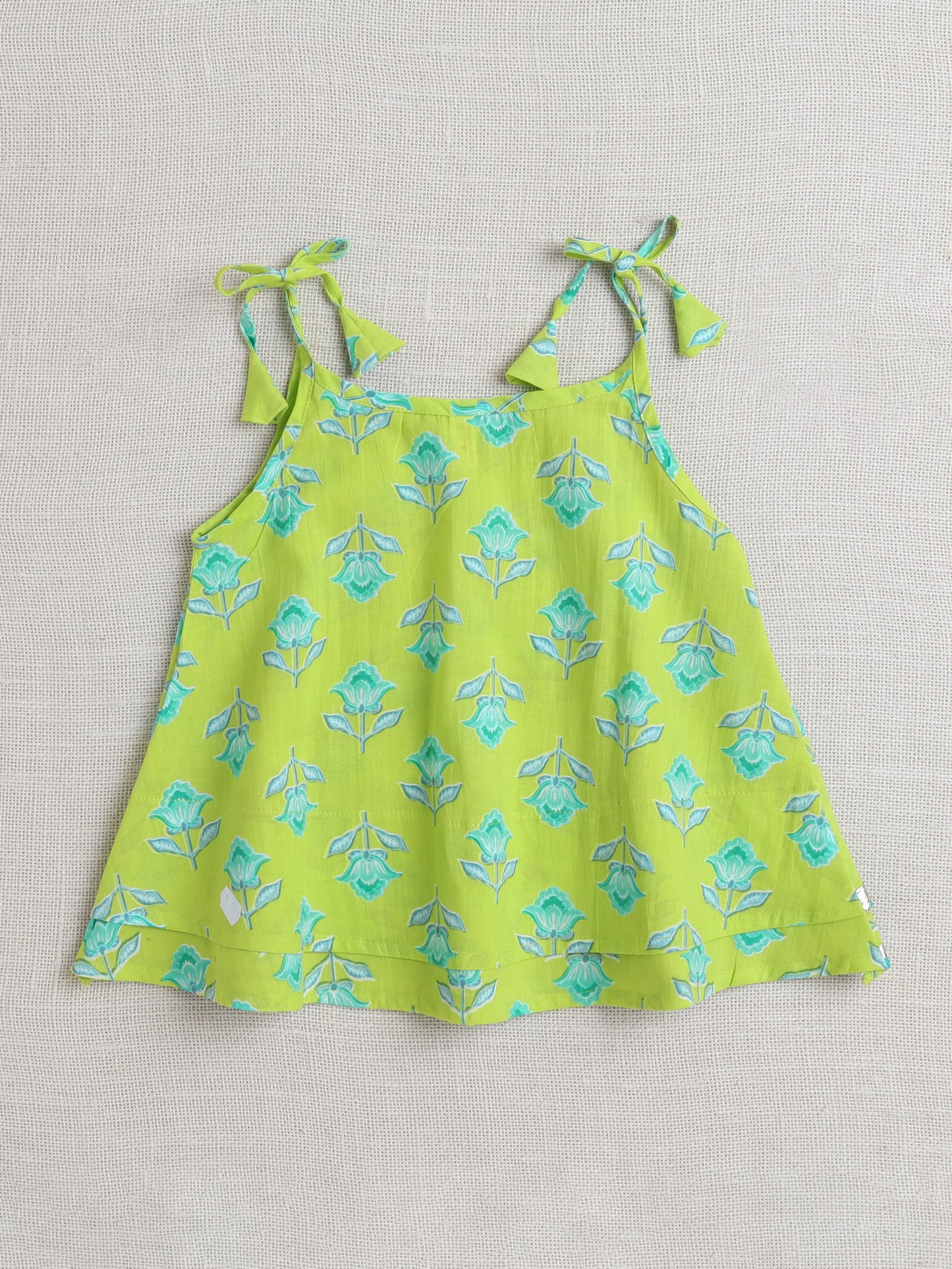 Sleeveless Tie Up All over Print with Lace Kurta Dhoti Set for Navratri- Green