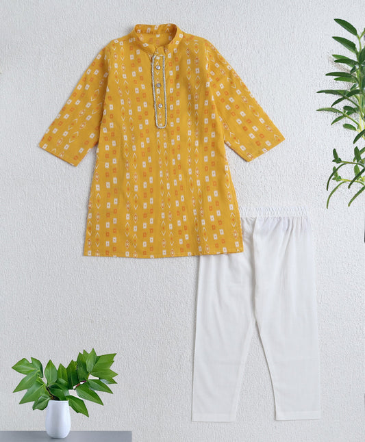 Cotton Woven Full Sleeves Ikat Printed Kurta with Pyjama Set- Yellow