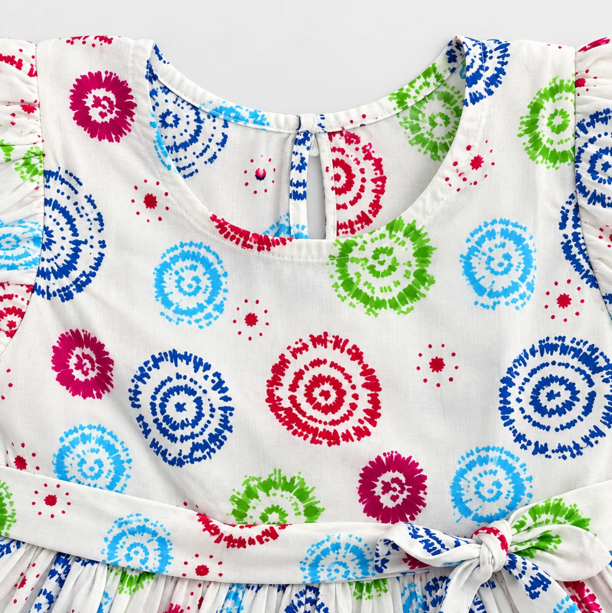 The Magic Wand Woven Puff Sleeves Geometric Printed Gathered Dress - White