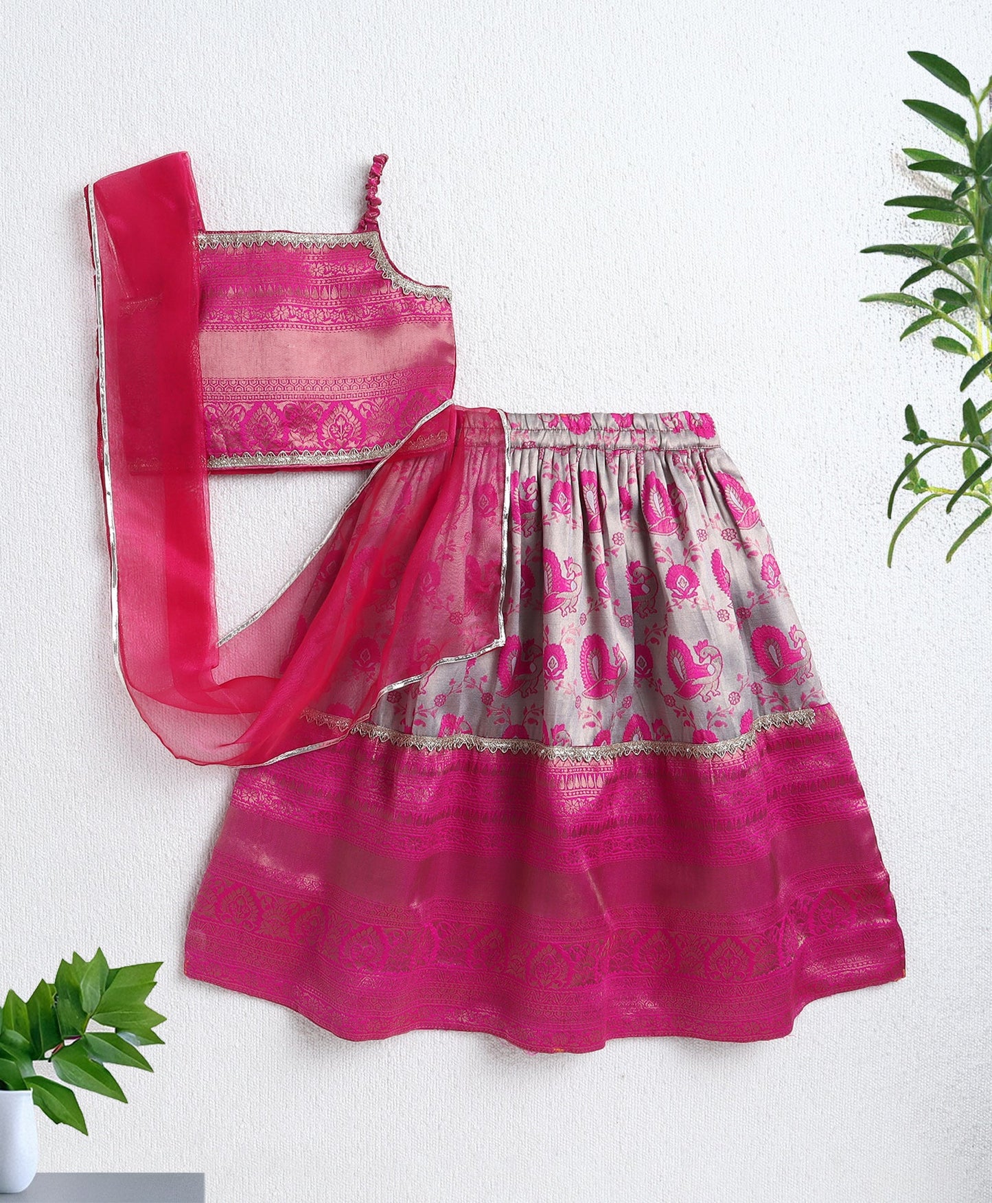 Woven Singlet Printed Choli and Lehenga with Dupatta Set- Fuchsia