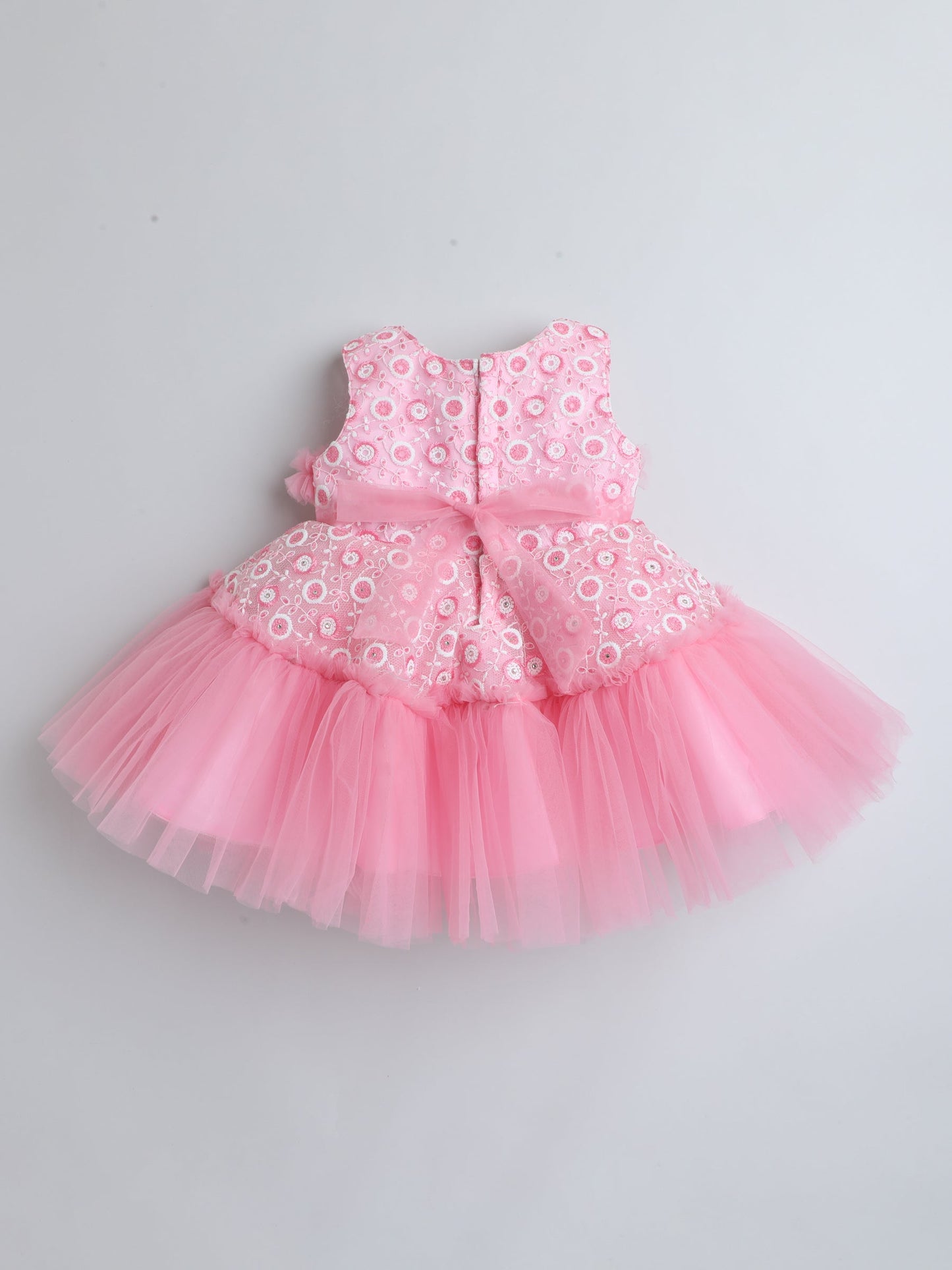 The Magic Wand Sleeveless Floral Embroidered & Applique Detailed Dress - Peach