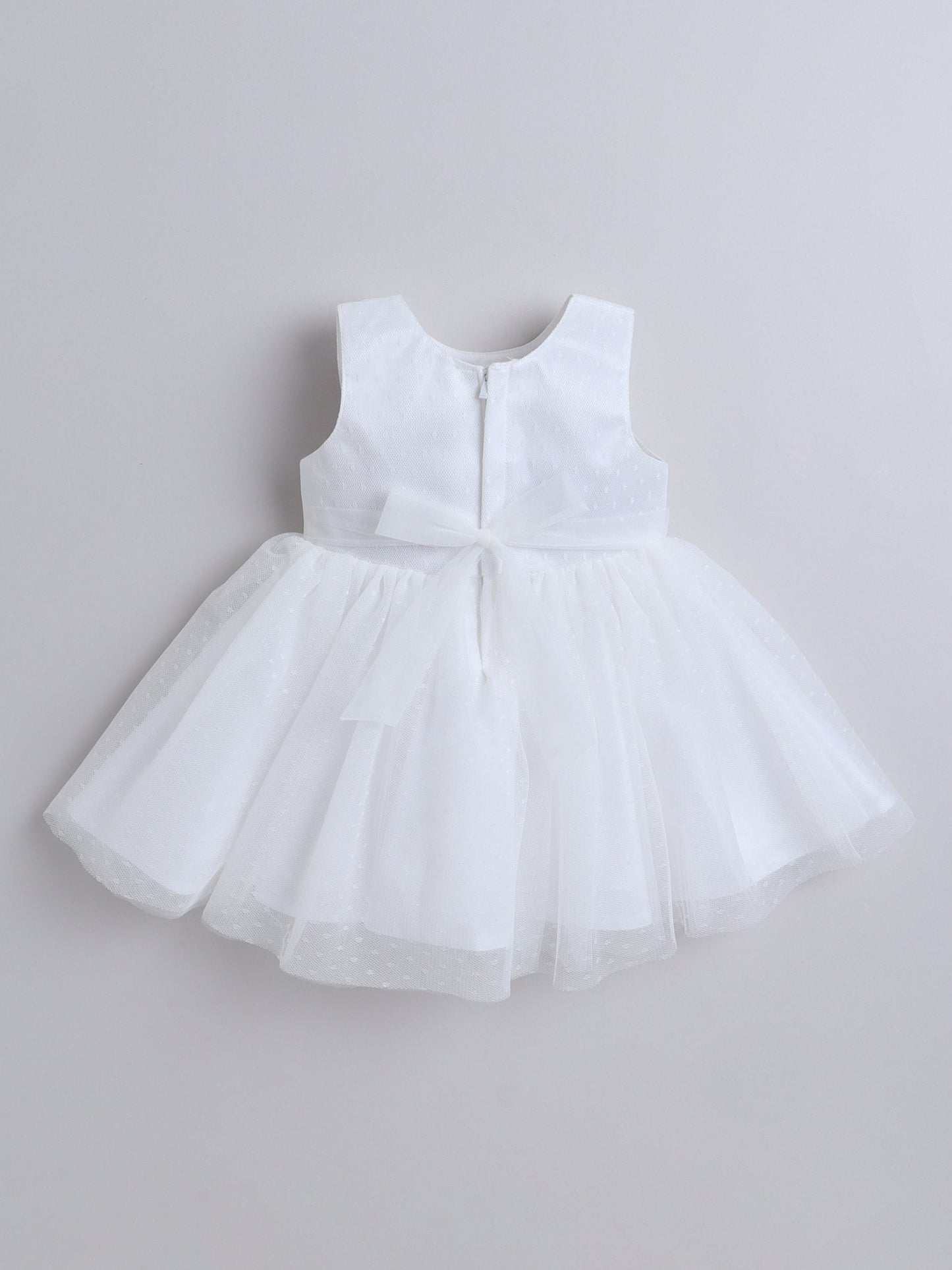 Sleeveless Floral Applique Detailed & Pearls Embellished Dress - White
