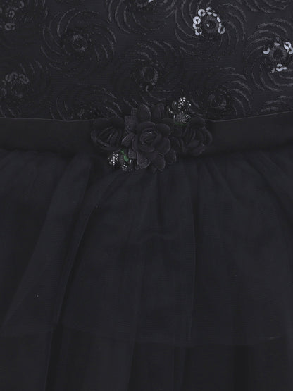 The Magic Wand Sleeveless Satin Band Sequins Flower Tiered Party Dress - Black