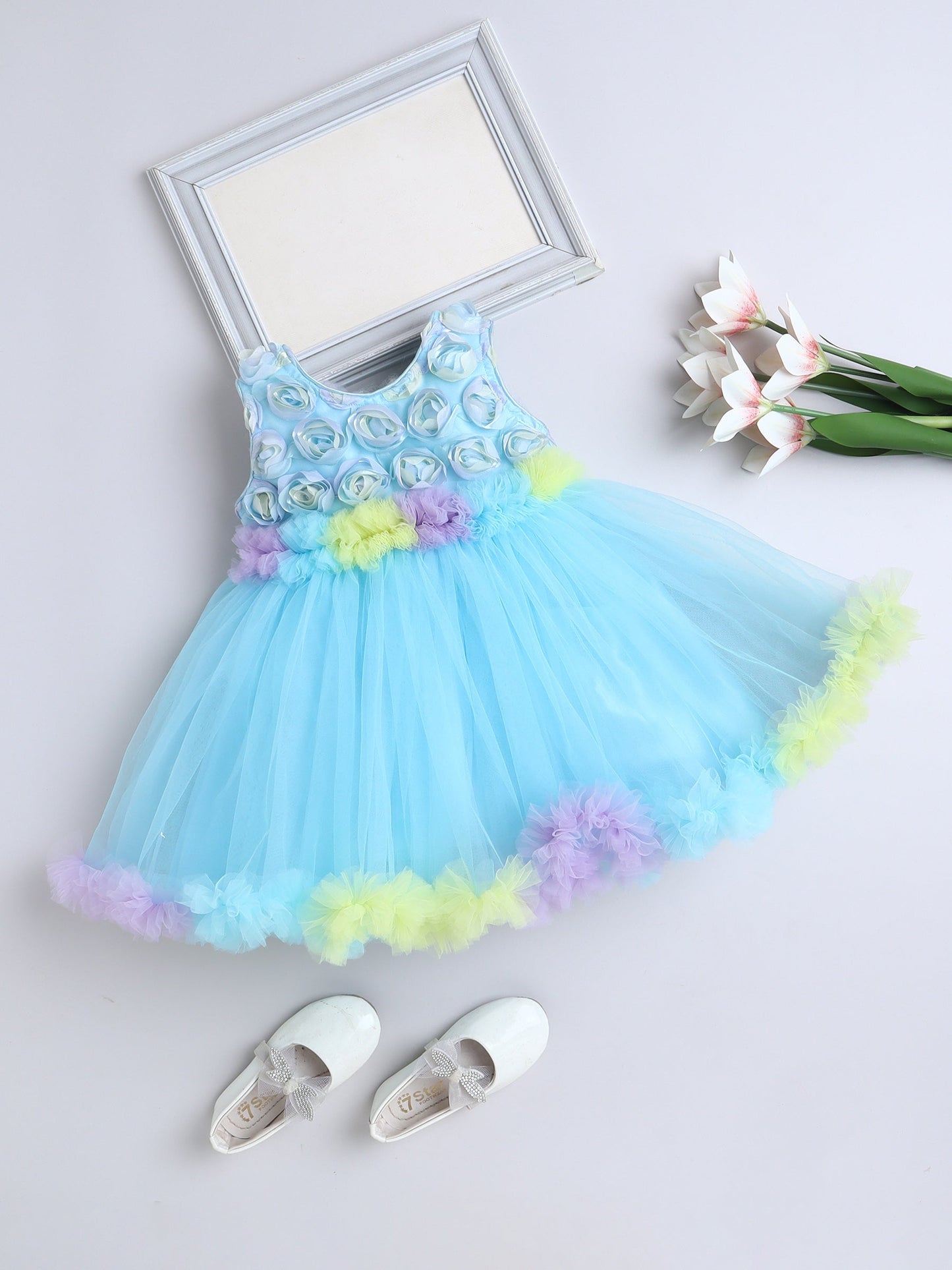 Sleeveless Flower Detailed Fit & Flare Dress -Blue