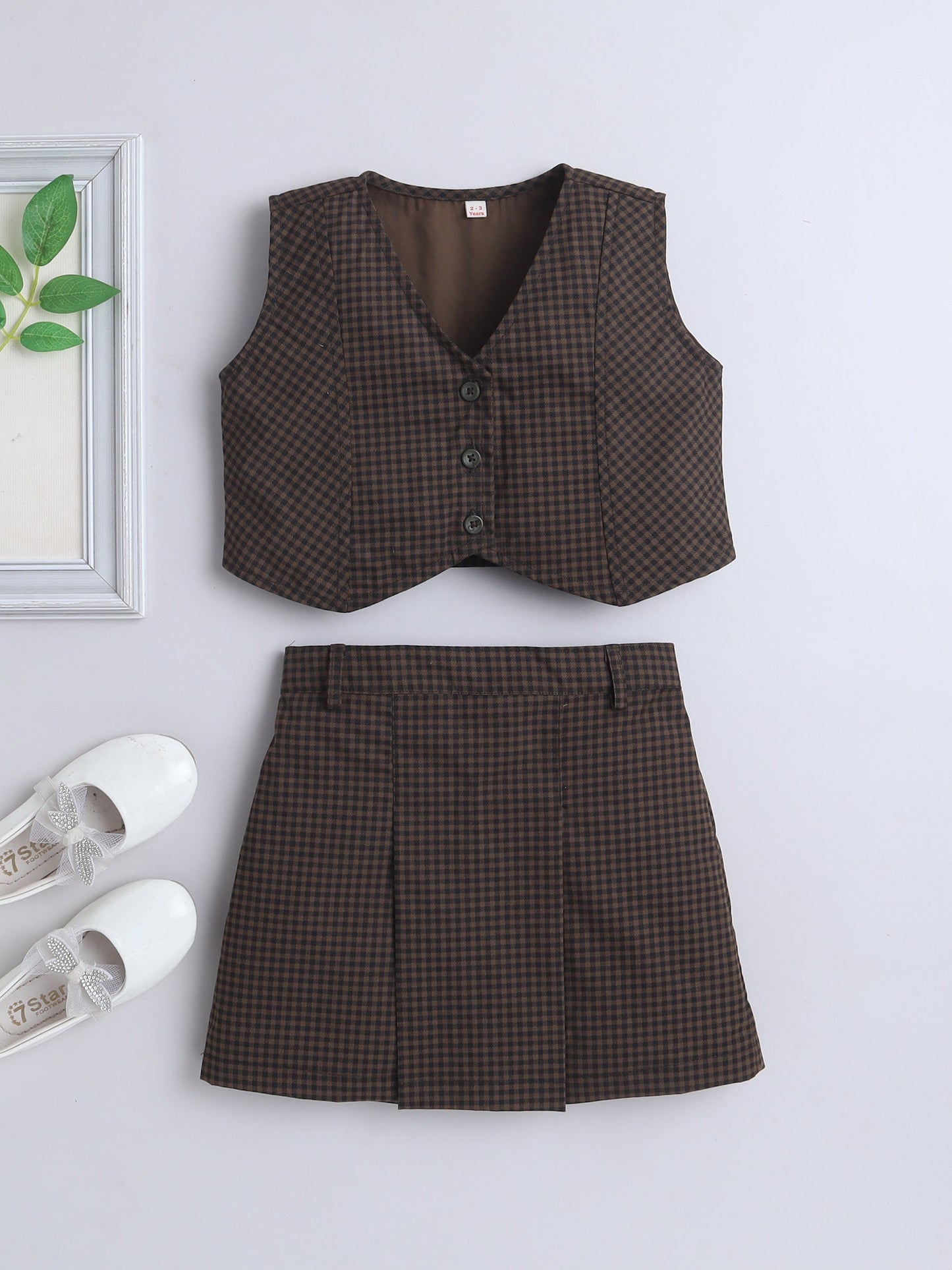 Cotton Sleeveless Checked Coordinating Waist Coat-And Skirt Set - Green