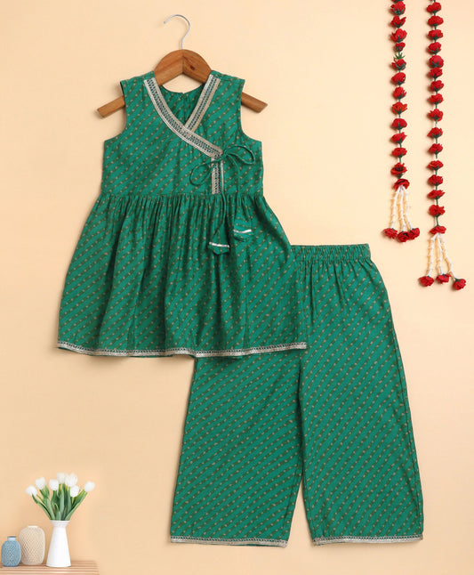 The Magic Wand Cambric Cotton Sleeveless Leheriya Printed Kurta and Plazzo Set - Green