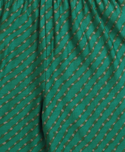 The Magic Wand Cambric Cotton Sleeveless Leheriya Printed Kurta and Plazzo Set - Green