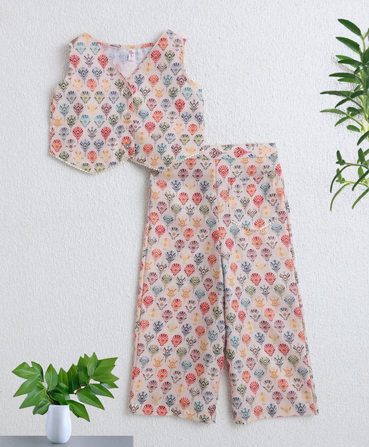 The Magic Wand Woven Sleeveless Digital Printed Top with Patch Pocket Pant Set- Multi Colour