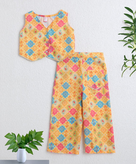 The Magic Wand Woven Sleeveless Digital Printed Top with Patch Pocket Pant Set- Yellow