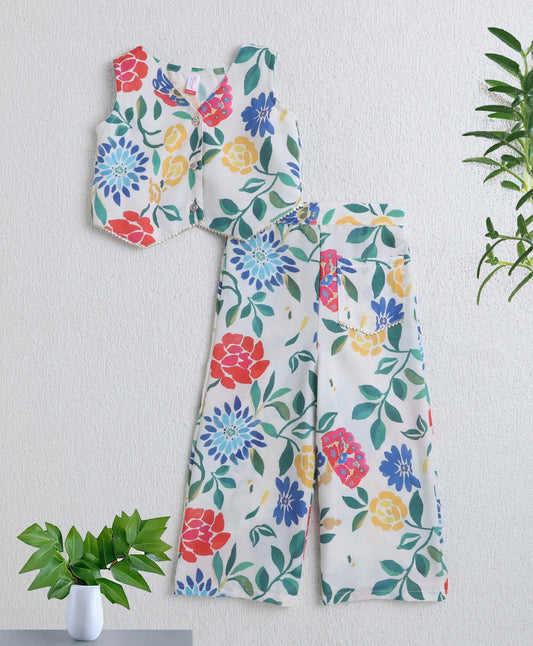 The Magic Wand Woven Sleeveless Digital Printed Top with Patch Pocket Pant Set- Off White