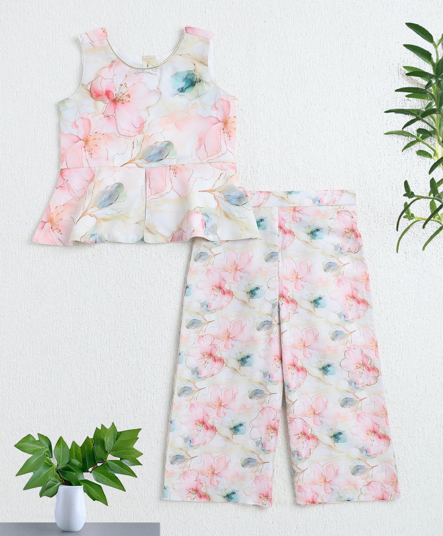 Woven Sleeveless Floral Printed Top and Co-Ordinating Pant Set- Peach