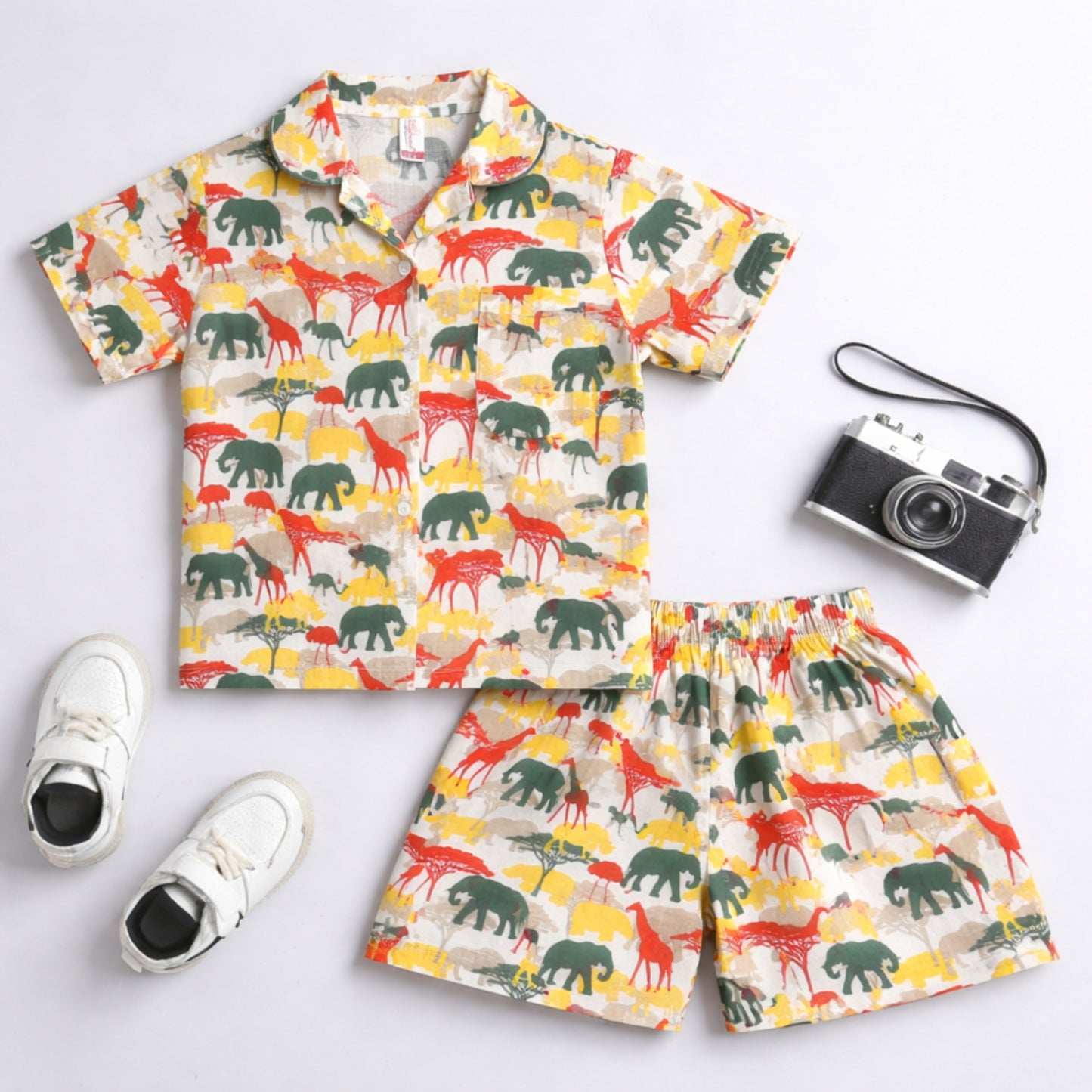 The Magic Wand Cotton Woven Half Sleeves Jungle Theme Shirt And Shorts Nightsuit Set - White