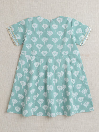 Half Sleeves Floral Kurta with Lace and Palazzo Set- Green