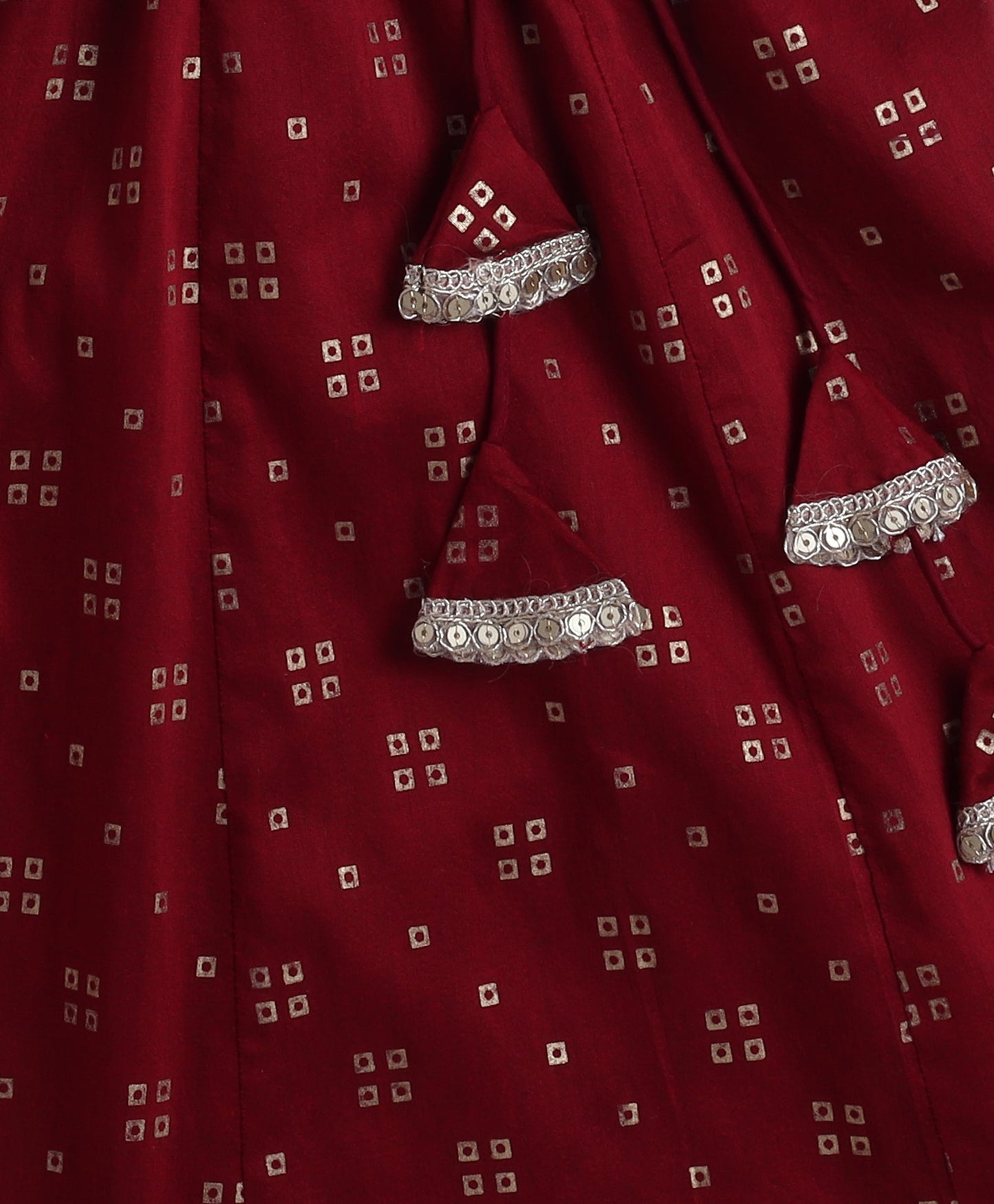 Woven Half Slevees Bandhani Printed Choli and Lehenga set with Dupatta- Maroon