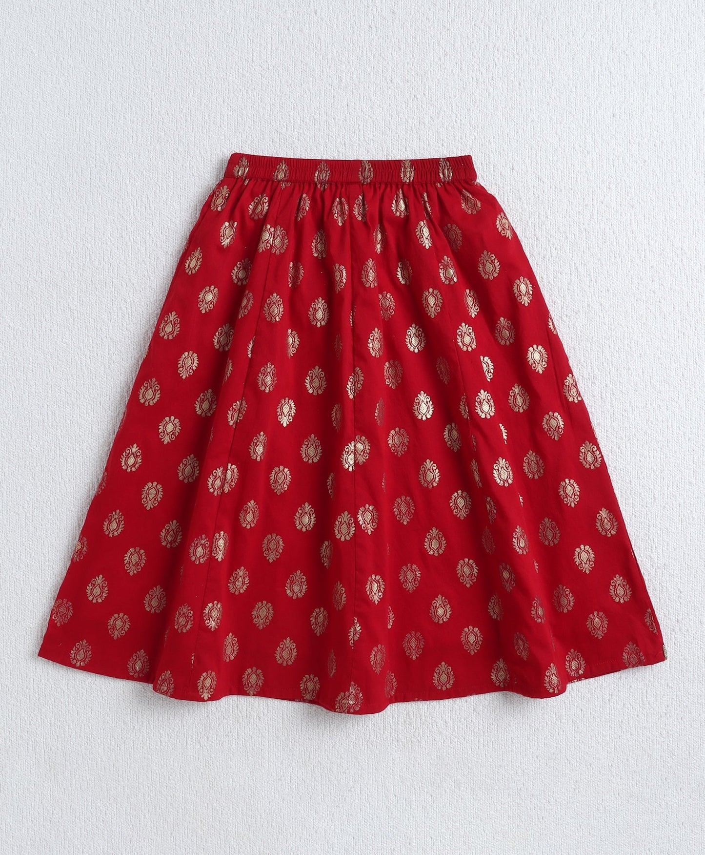 Woven Half Slevees Printed Choli and Lehenga set with Dupatta- Red